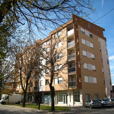 Prestige Banja Luka Apartment Bagian luar foto